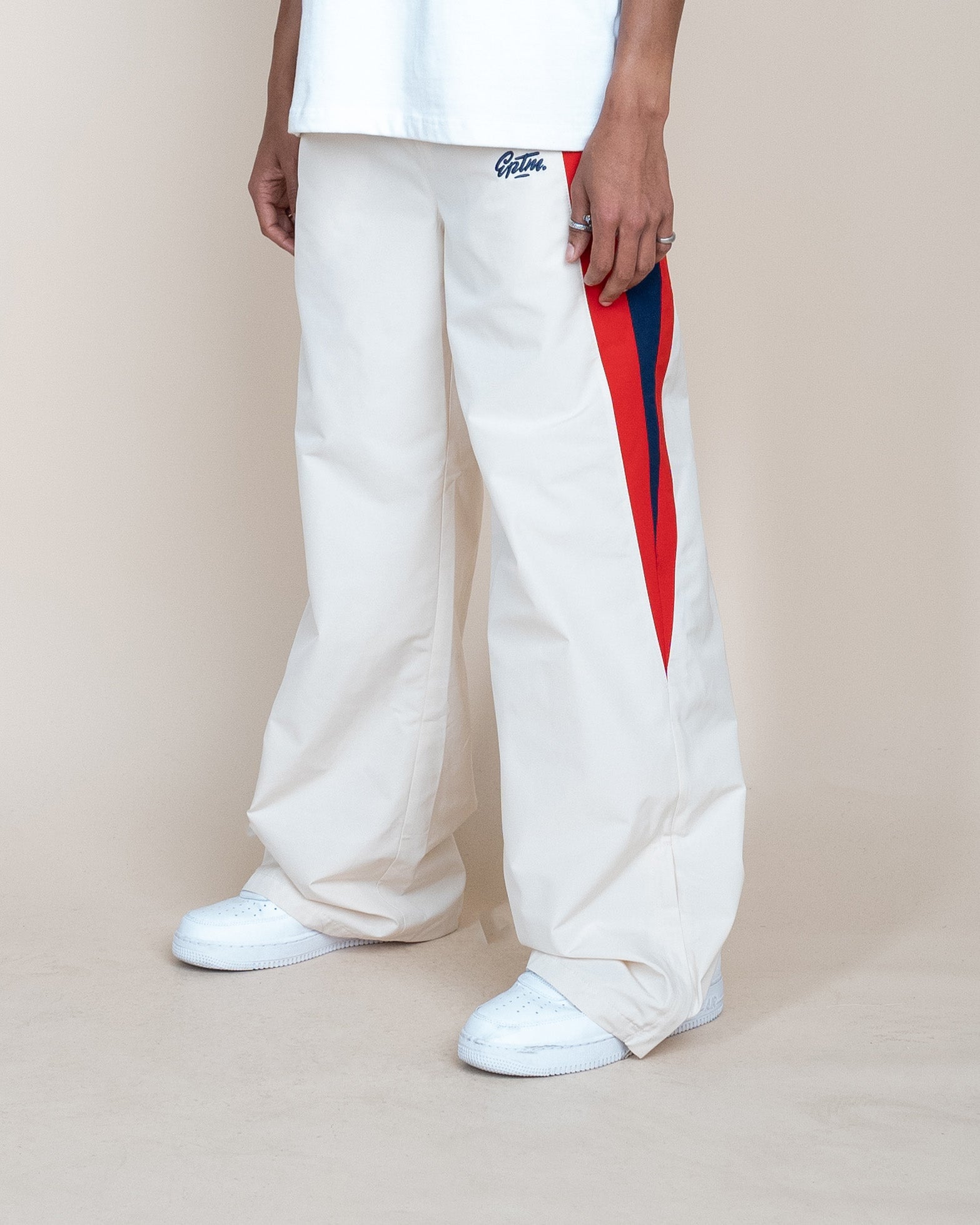 EPTM BIGGIE TRACK PANTS-CREAM