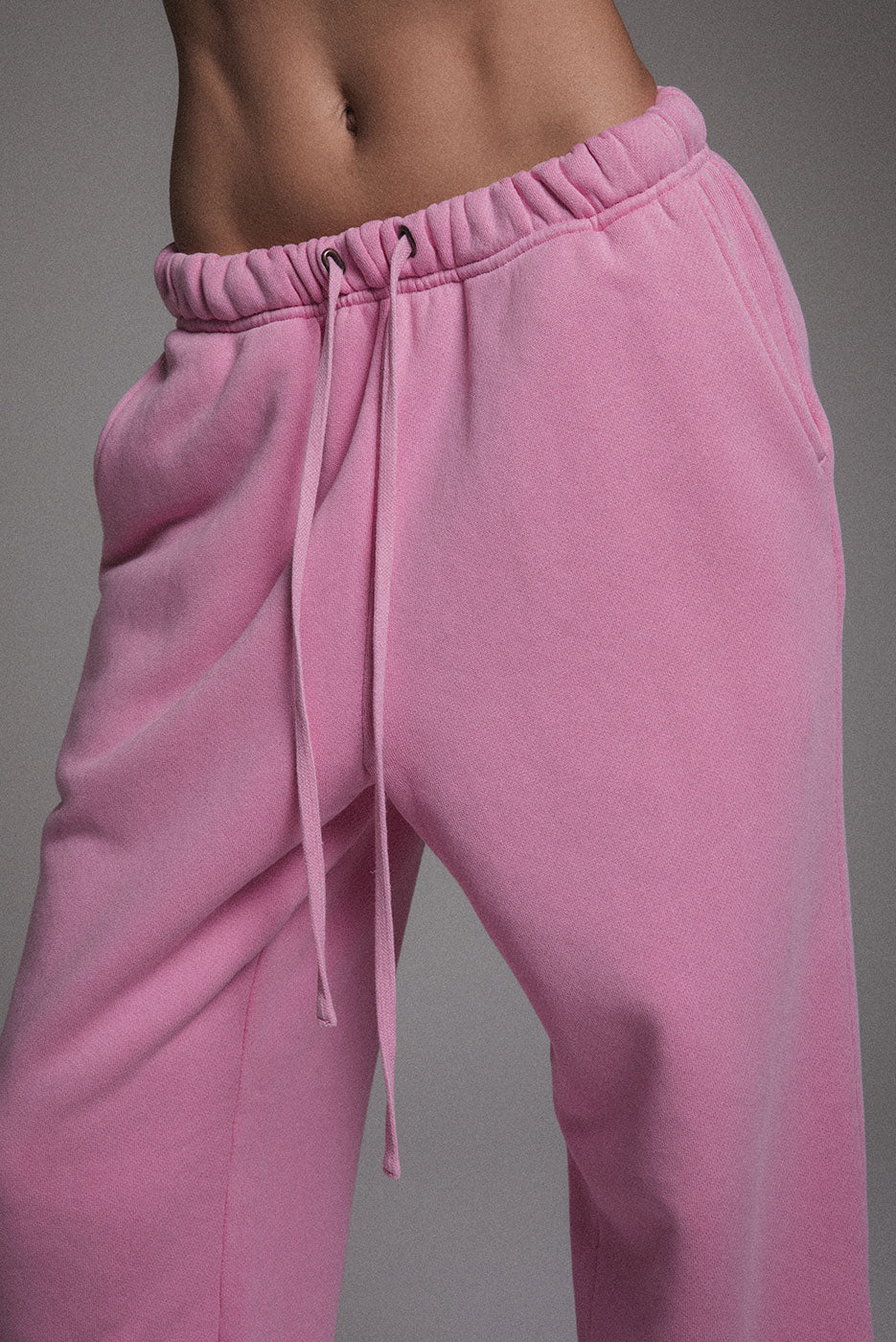 CORE STRAIGHT LEG SWEATPANT