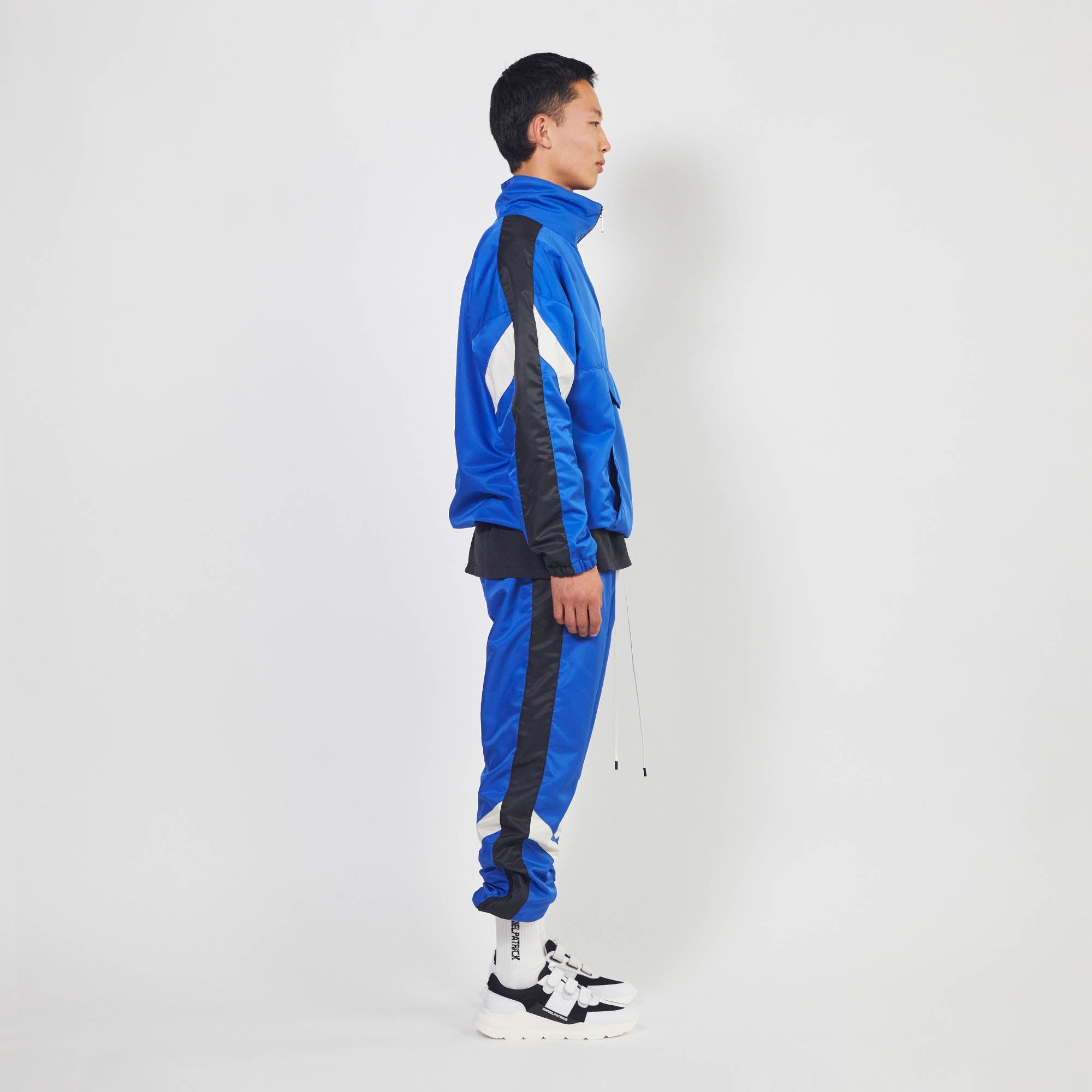 anorak 2.5 / cobalt + black + ivory