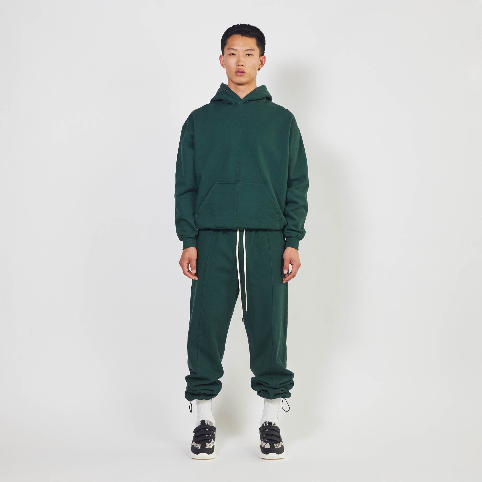 surplus sweatpants / hunter green