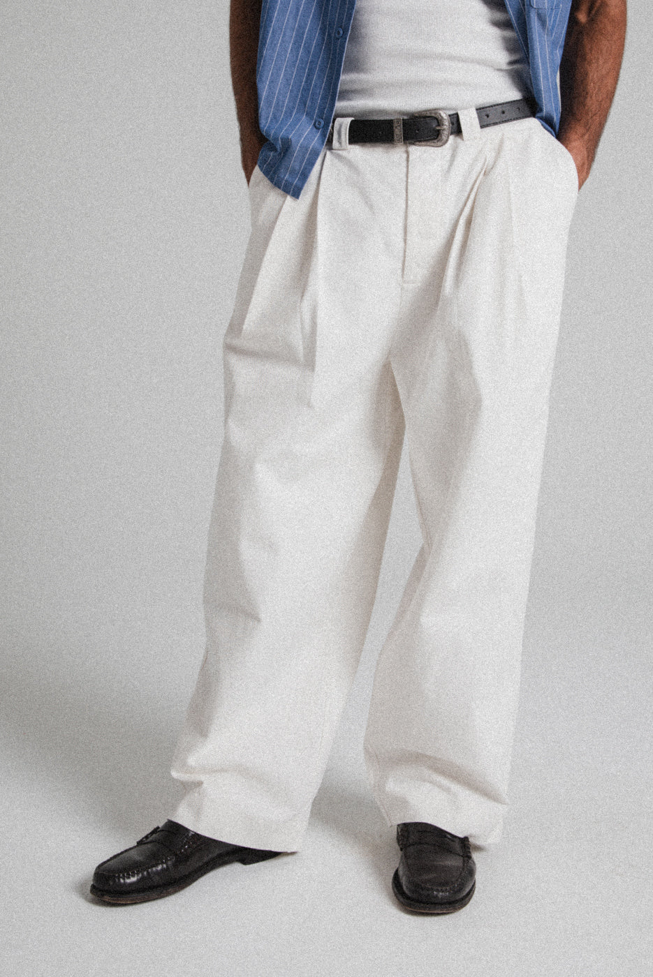 BIG PLEATS CHINO PANT