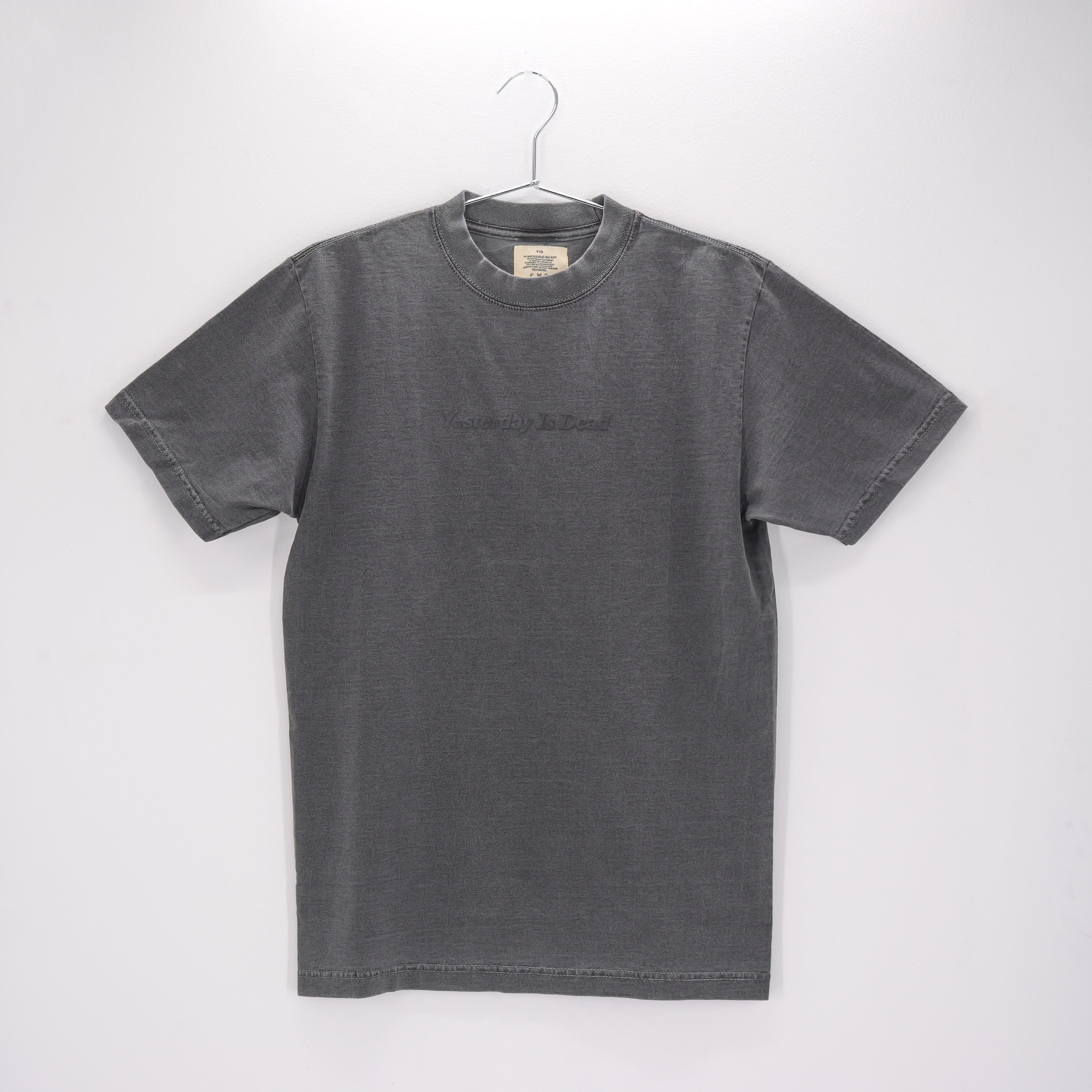 CORE TEE CHARCOAL