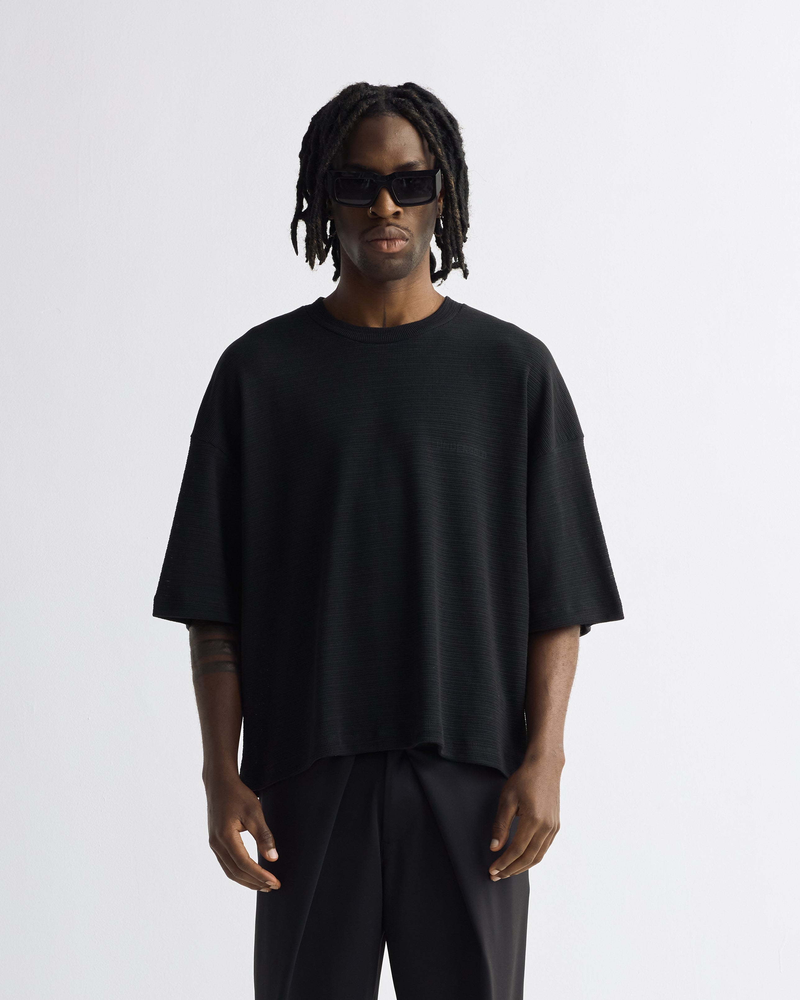 Basics Logo Textured Boxy Tshirt Black