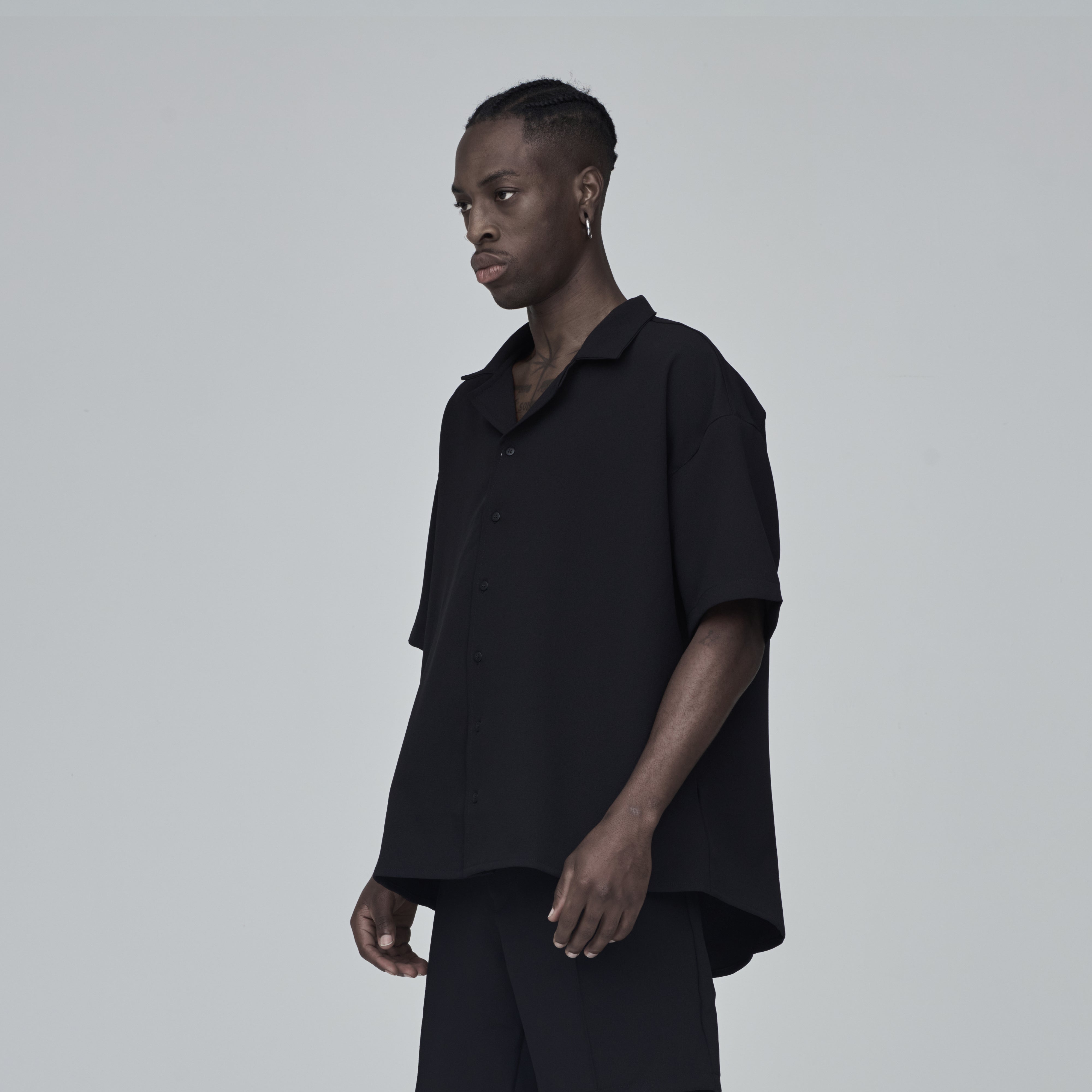 Basics Short Sleeve Shirt Black