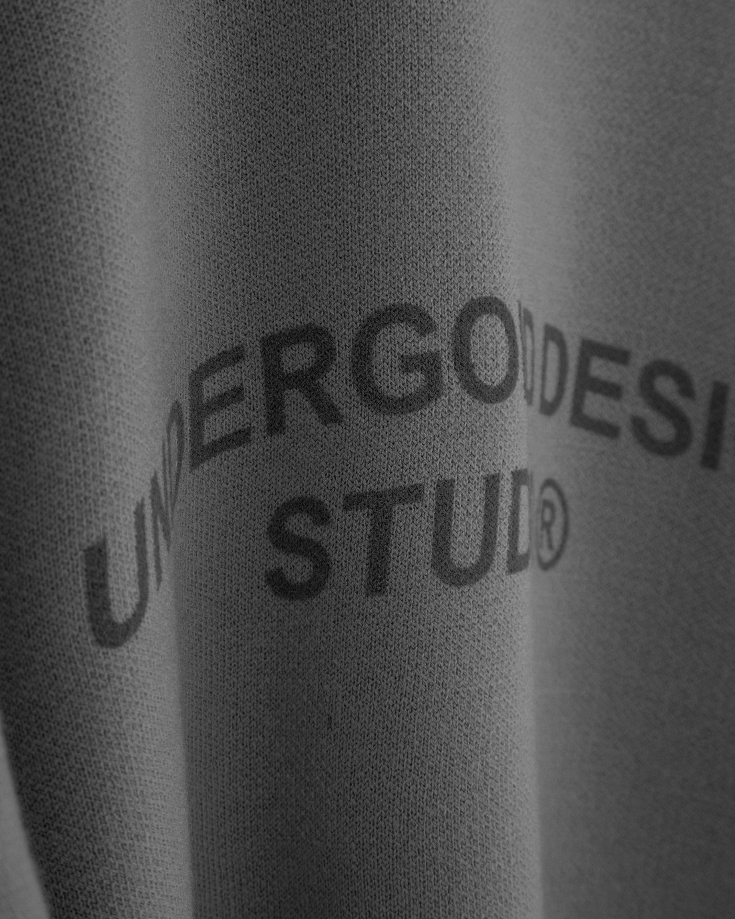 Basics Undergold Design Studio Knit Crewneck Silver