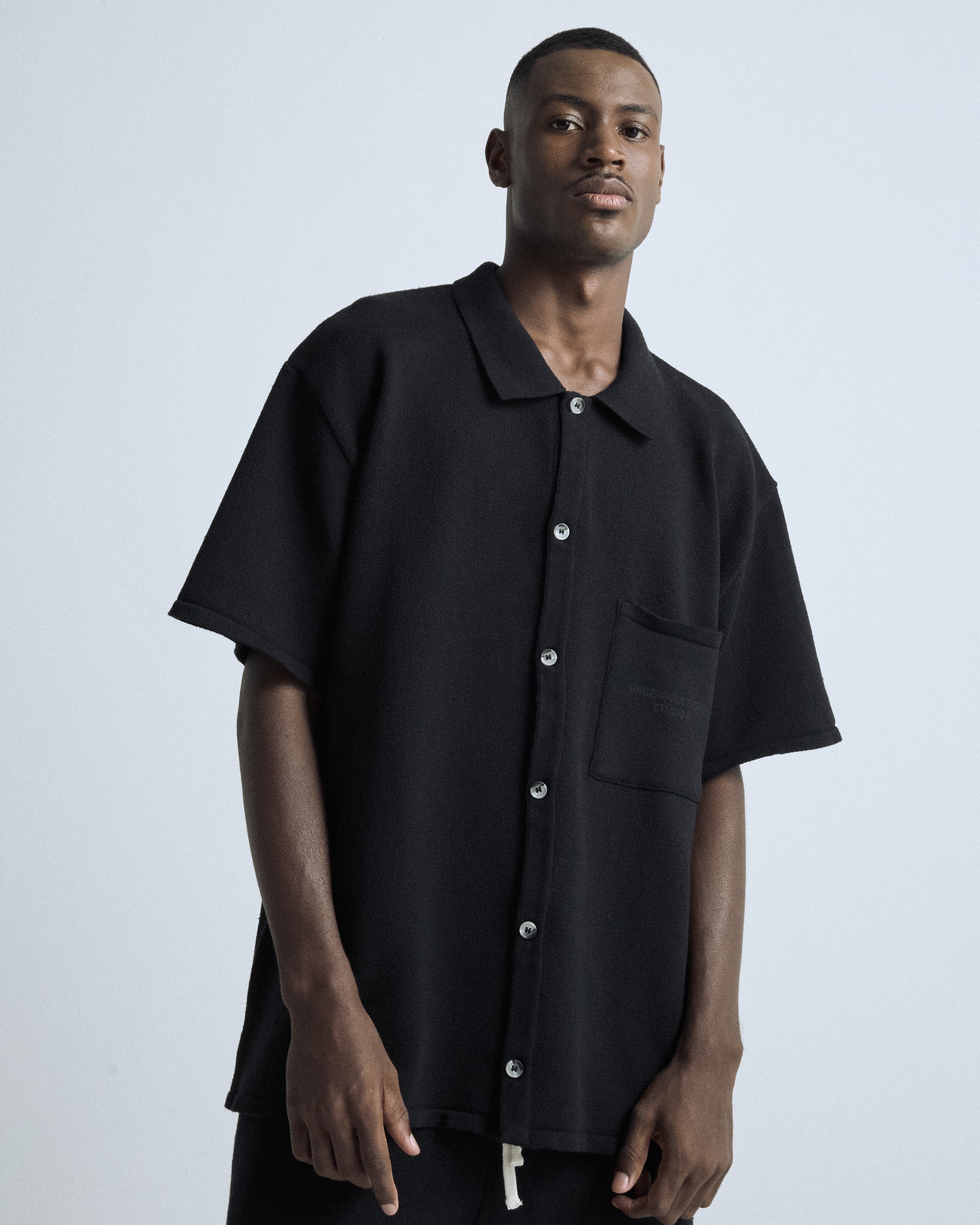 Basics Undergold Design Studio Knit Short Sleeve Shirt Black