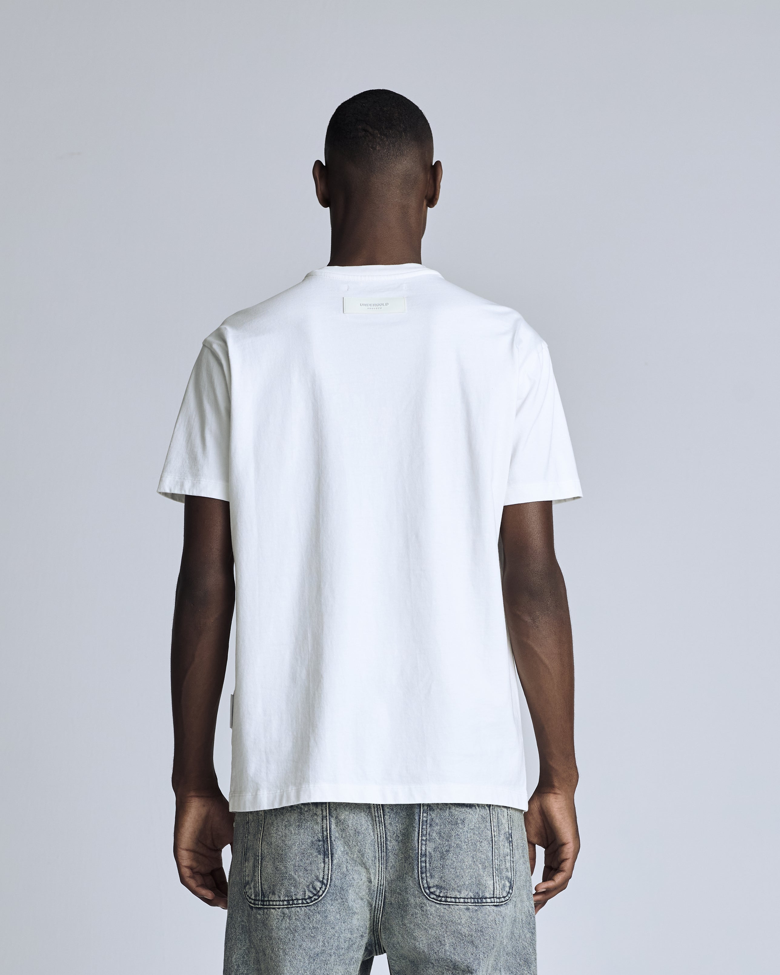 Basics Undergold Design Studio Regular Fit T-shirt Bone