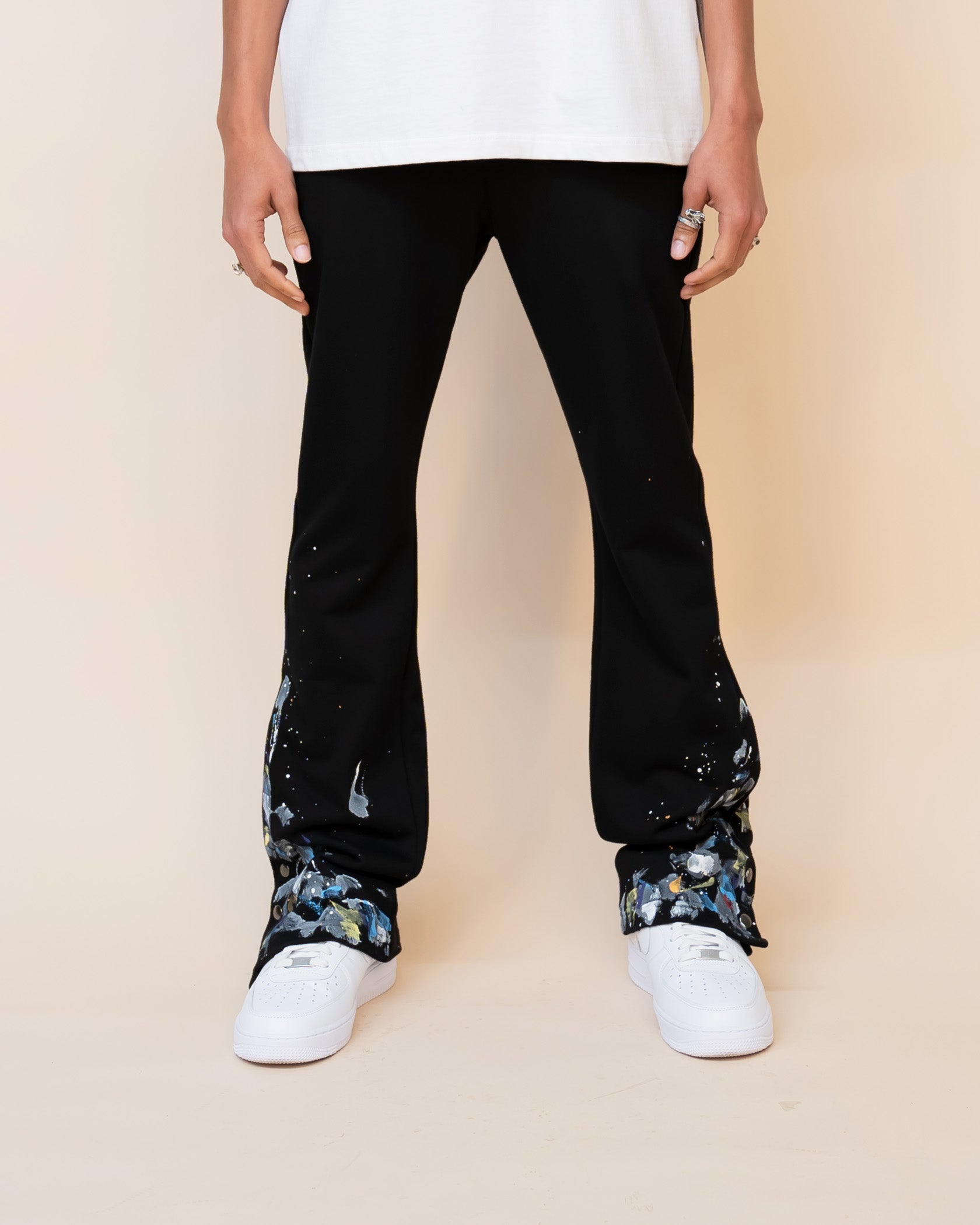 EPTM PAINT SNAP FLARED PANTS - BLACK