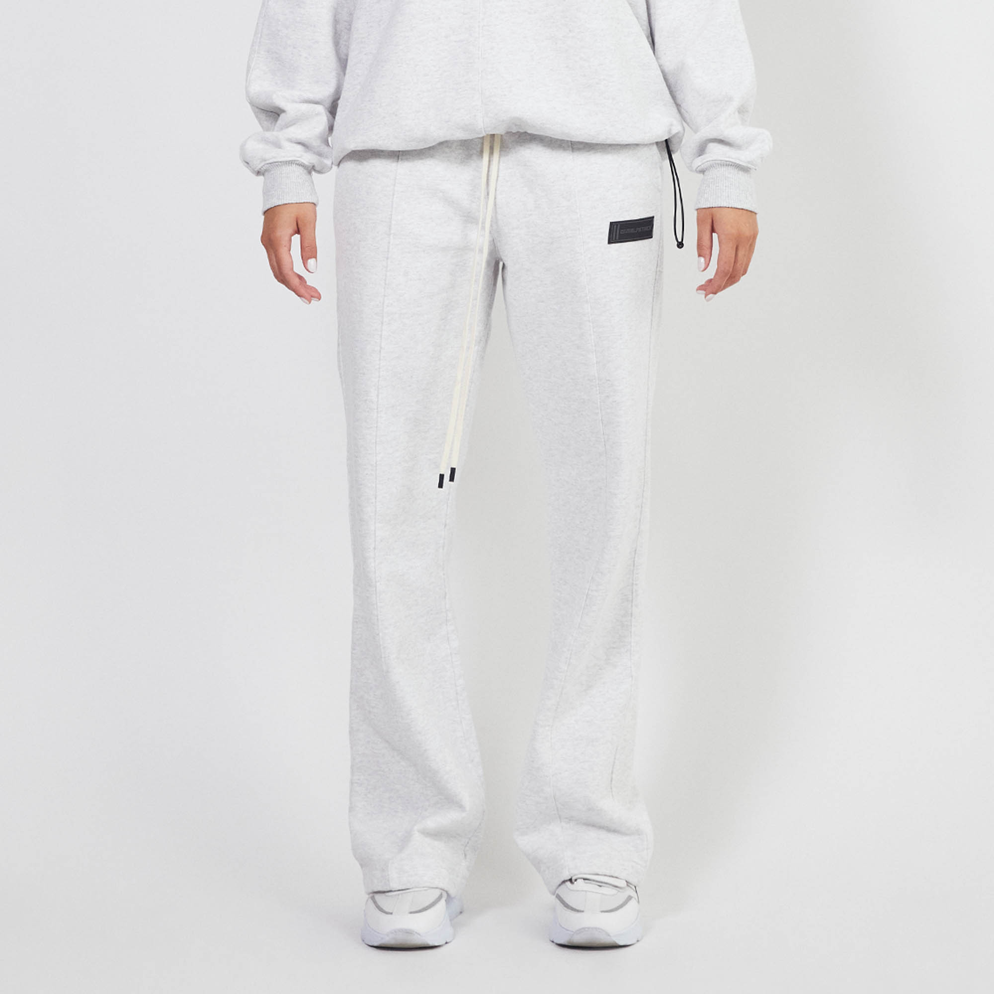 bootcut sweatpants / ash heather grey