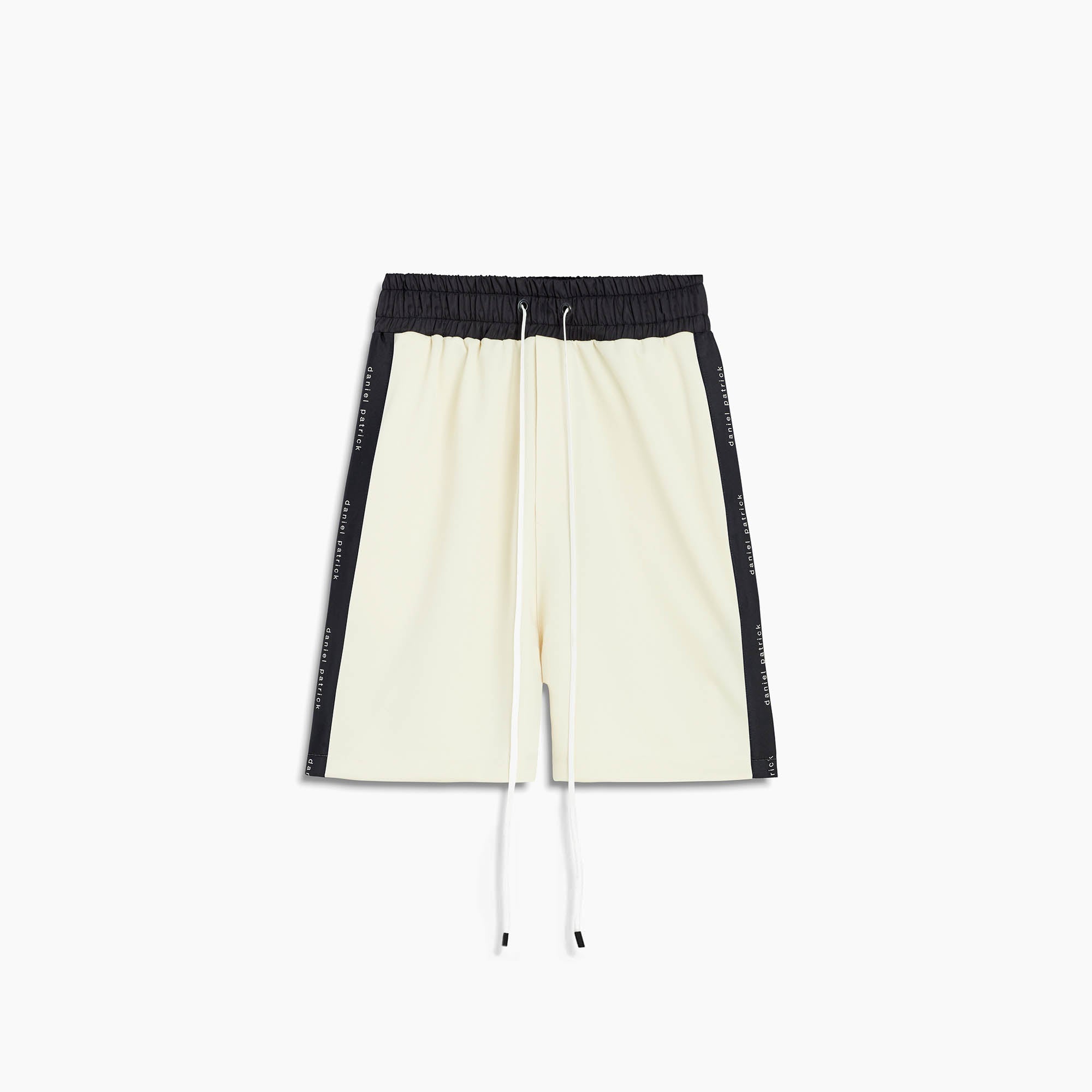 classic gym short / ivory + black