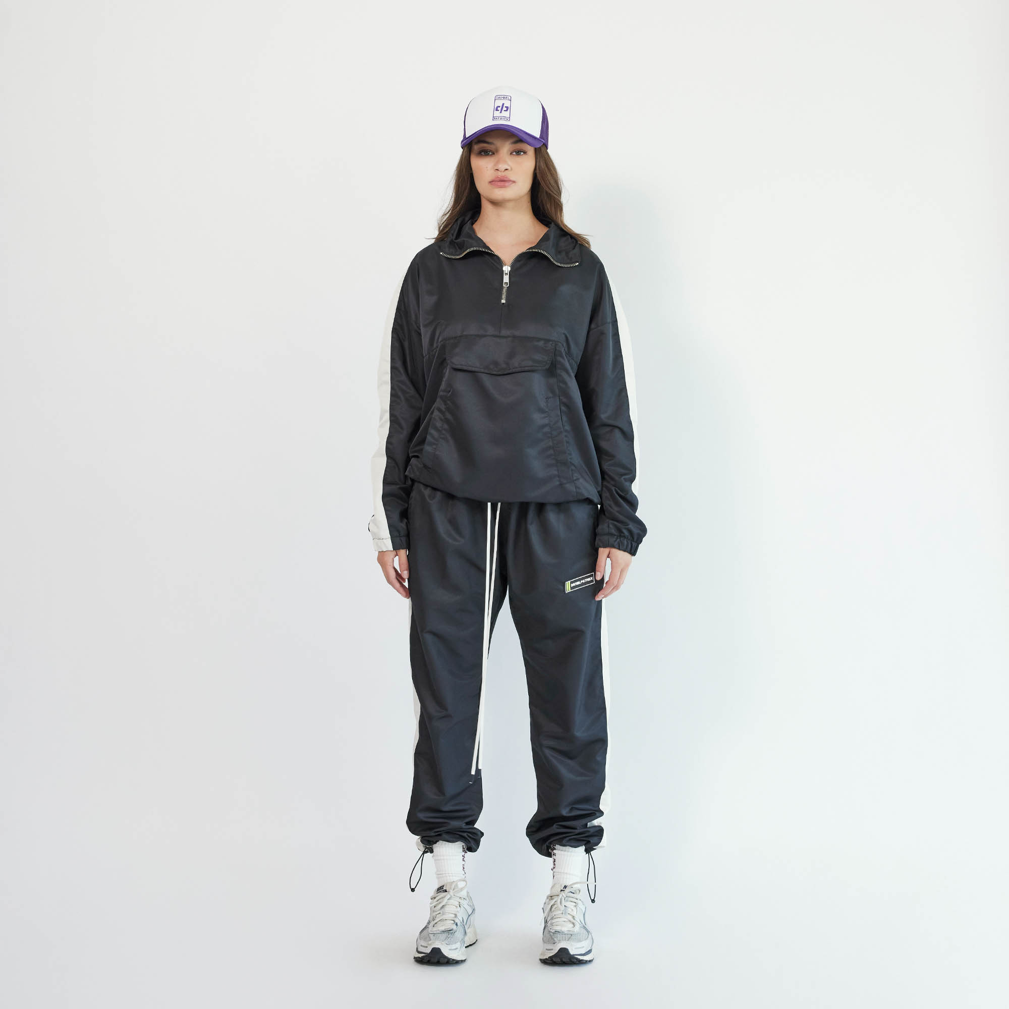 classic parachute track pant / black + ivory