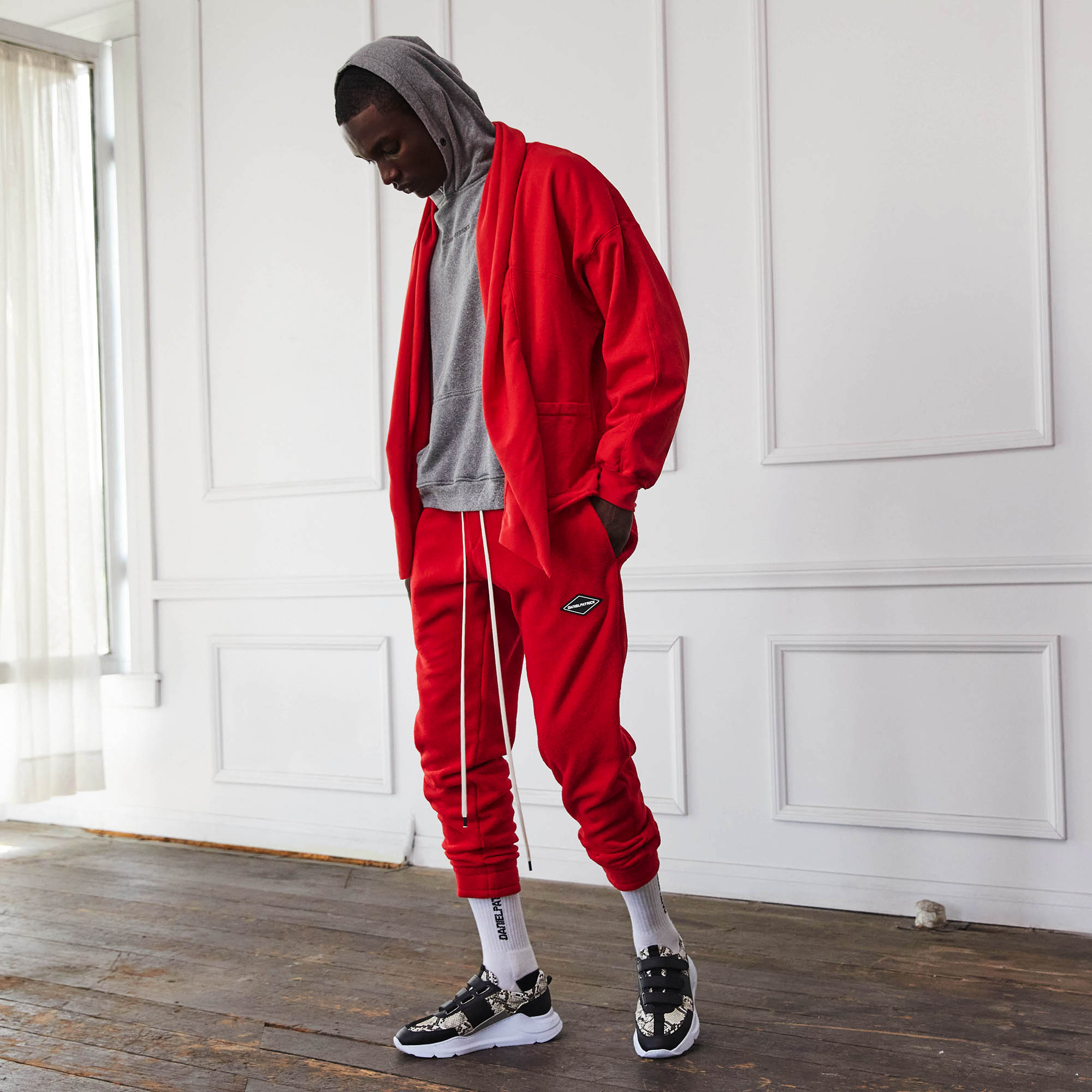 polar fleece roaming sweatpants / red