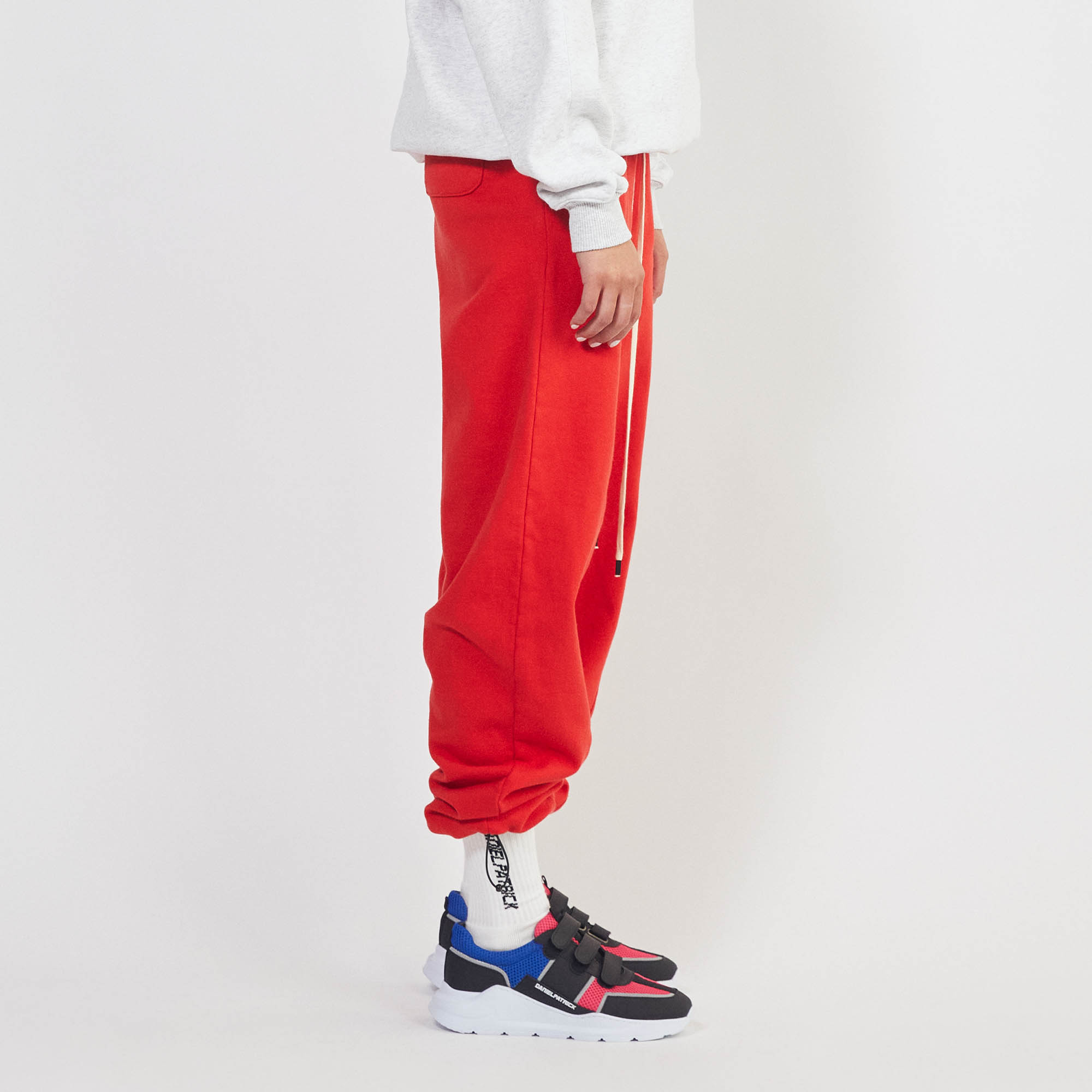 surplus sweatpants / red