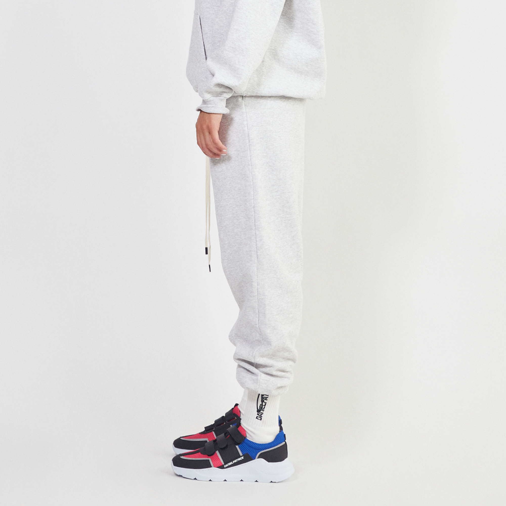 surplus sweatpants / ash heather grey