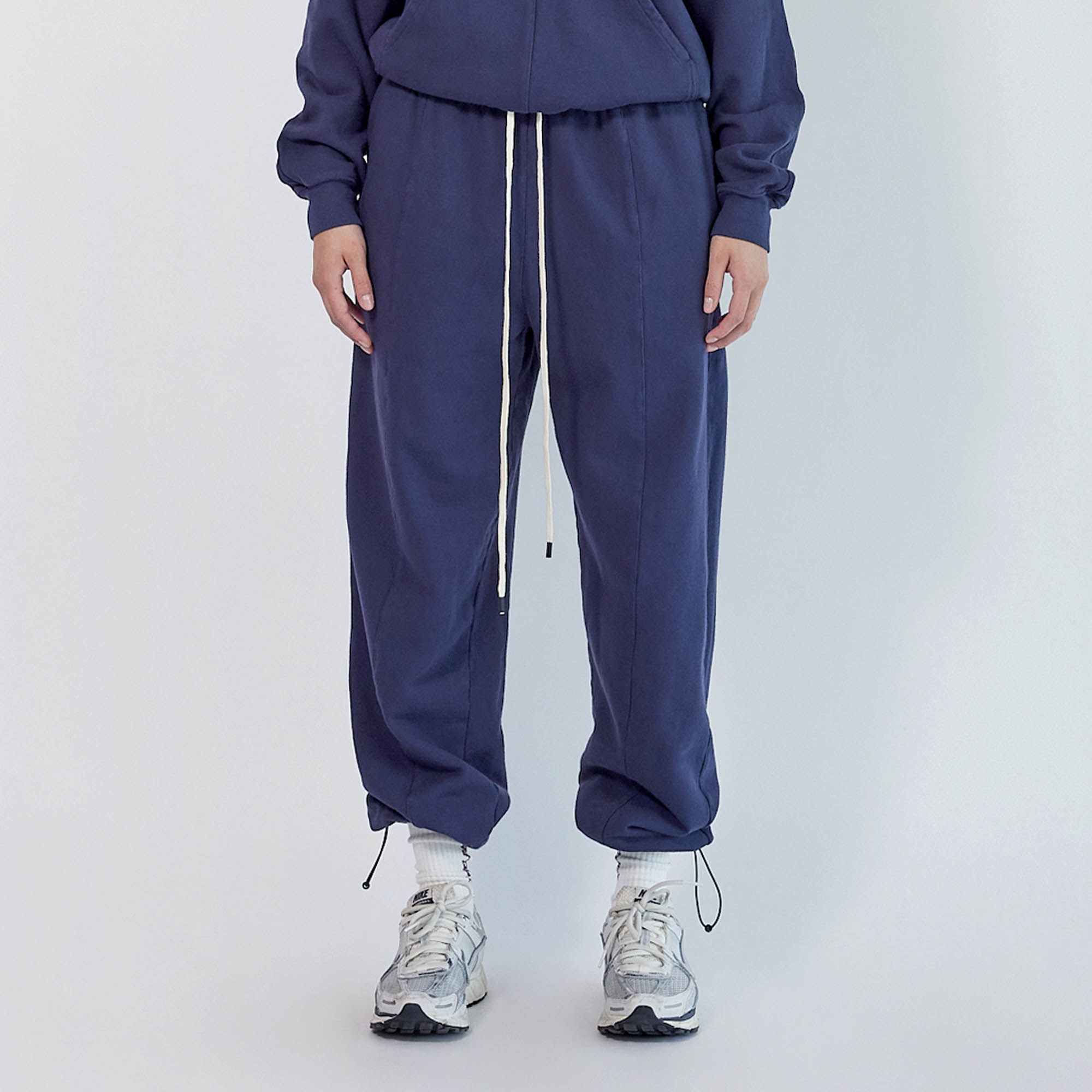 surplus sweatpants / navy