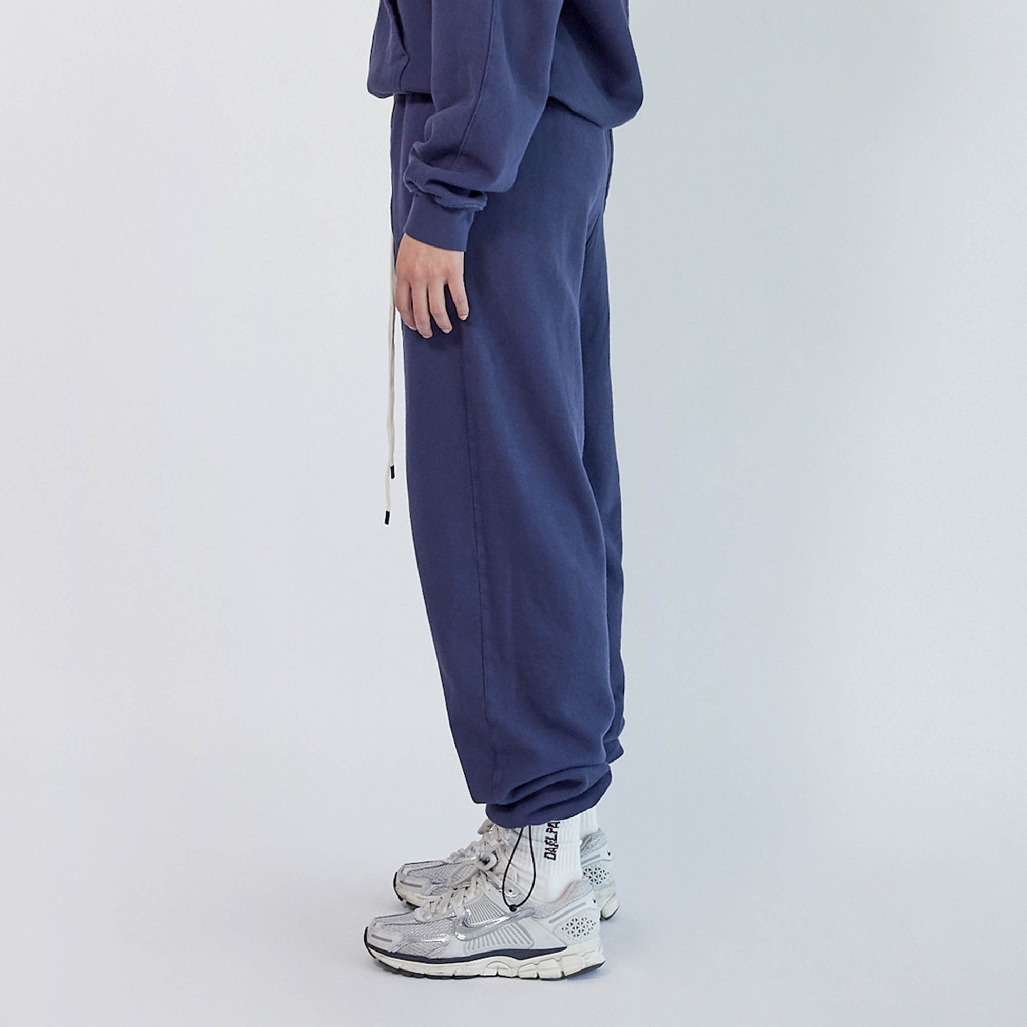 surplus sweatpants / navy