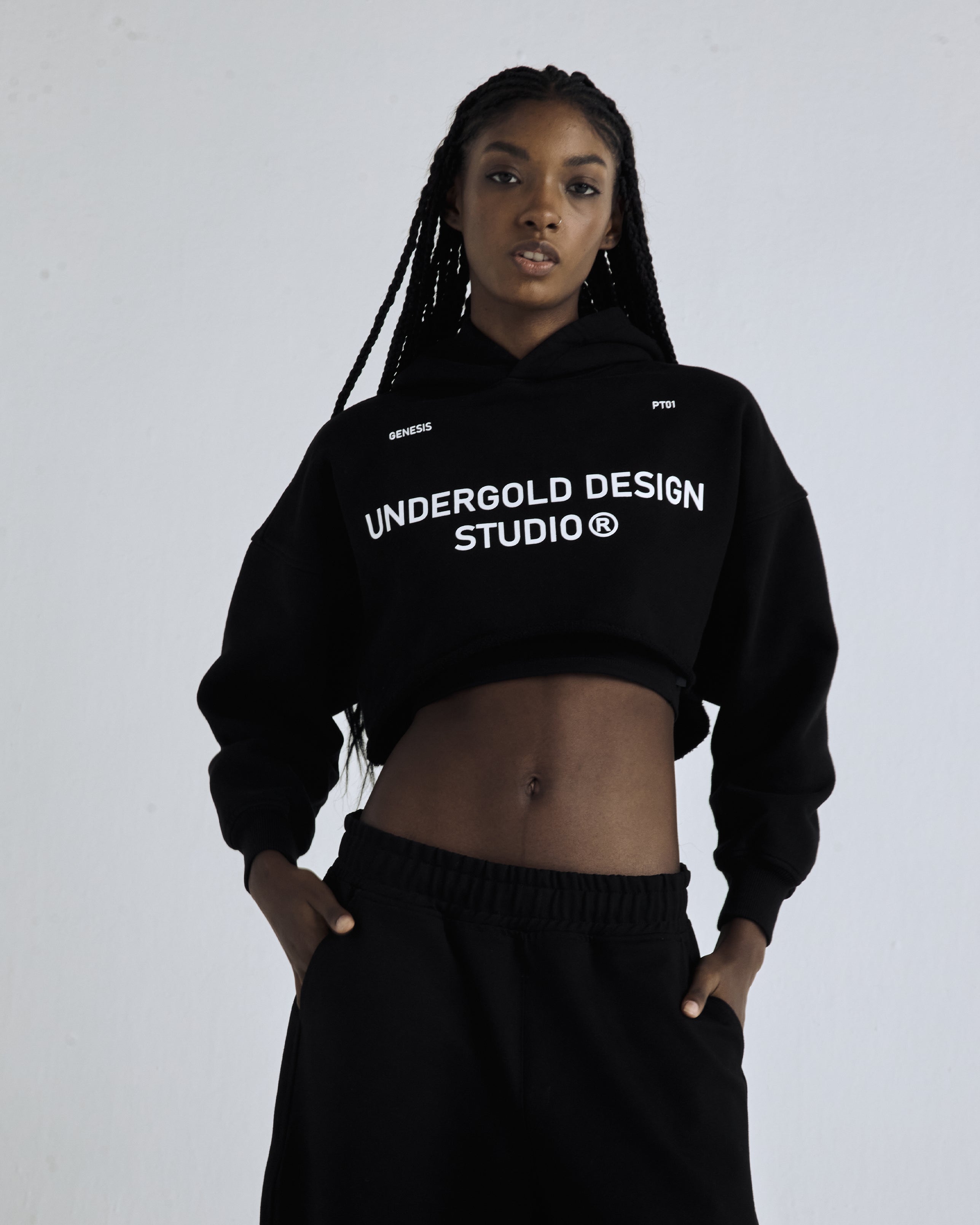 Genesis PT01 Basic Cropped Hoodie Black