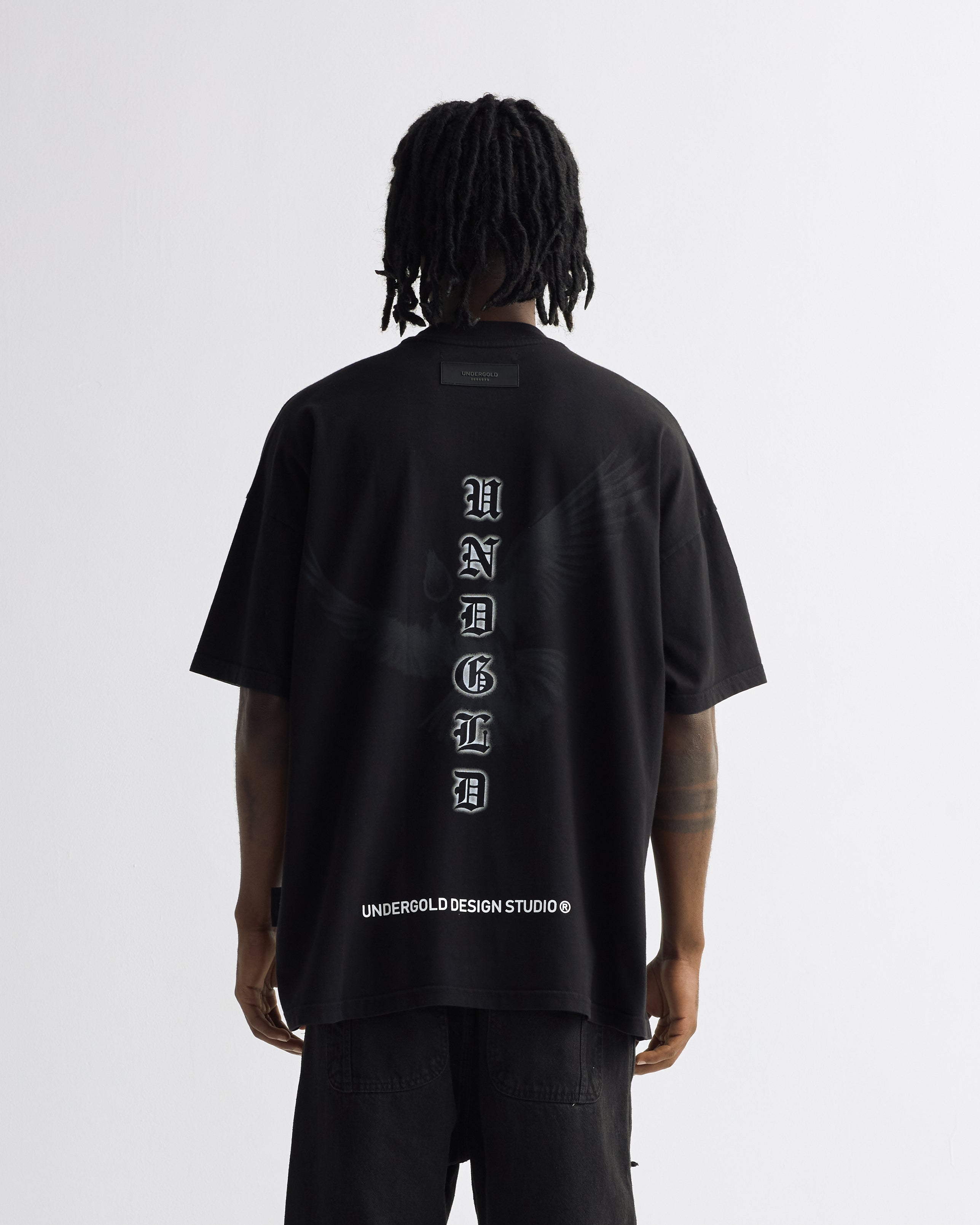 Symphony Pigeon Saint Tshirt Black