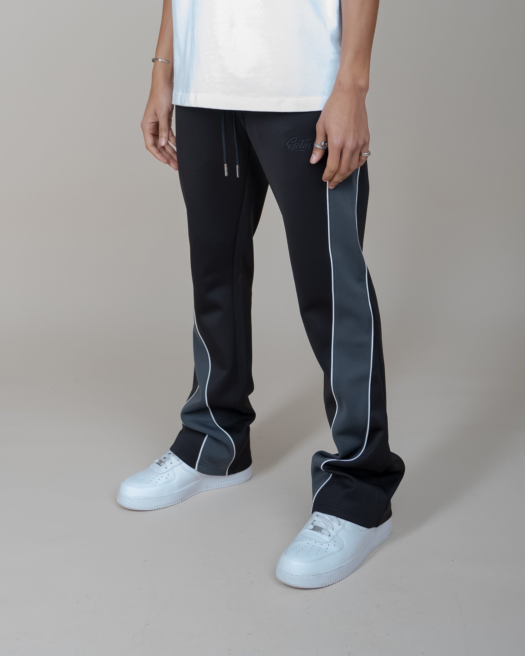 EPTM TWISTED TRACK PANTS-BLACK